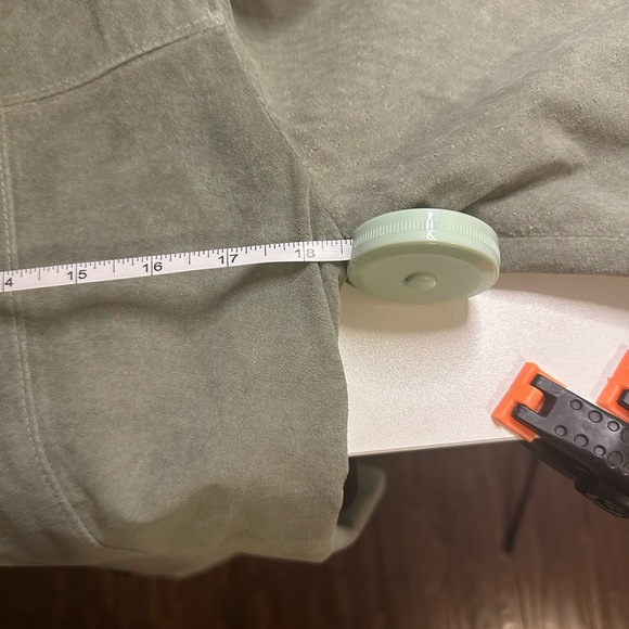 EUC Vintage 100% Suede Leather Grey Jacket, Size Medium - Picture 5 of 6